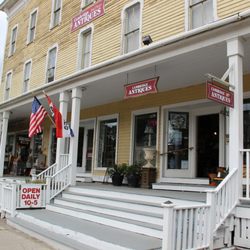 Cambridge Antiques Center - Come on in!