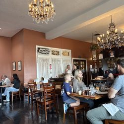 Old Chicago Pizza - Cute spot