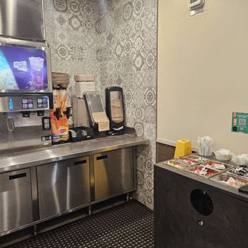 Taco Bell - Self serve drink & condiment station - Fast Food Near Me - Kapolei, Hawaii Taco Bell - Self serve drink & condiment station - Fast Food Near Me - Kapolei, Hawaii