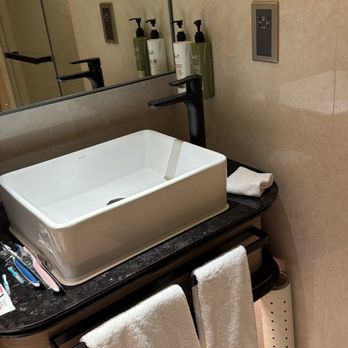 九龍海逸君綽酒店 - Bathroom - Hotels Near Me - Hong Kong, HK 九龍海逸君綽酒店 - Bathroom - Hotels Near Me - Hong Kong, HK