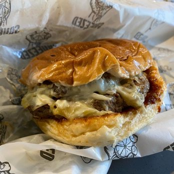 Bristol Squeezed - Order 66 - Burgers Near Me - Bristol, BST
