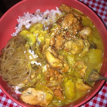 Koriente - Curry Koriente A with chicken - Asian Fusion Near Me - Austin, Texas