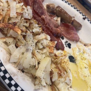 Black Bear Diner Glendale - Ribbon cut hash brown (worst king you could choose) - American Near Me - Glendale, Arizona