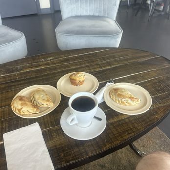 Maggie's Favorite - Patisserie/Cake Shop Near Me - Oakland Park, Florida Maggie's Favorite - Patisserie/Cake Shop Near Me - Oakland Park, Florida