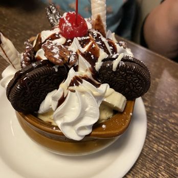 Johnny B’s Grillhouse - Johnny B's Sundae - Breakfast & Brunch Near Me - Winston-Salem, North Carolina
