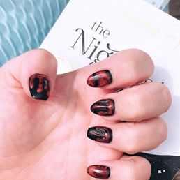 Gel filling with blood designs for Halloween.