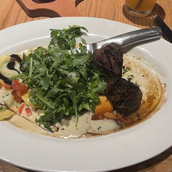 Cooper’s Hawk Winery & Restaurant - Filet Medallions & Spinach Mascarpone Ravioli - New American Near Me - Lee's Summit, Missouri