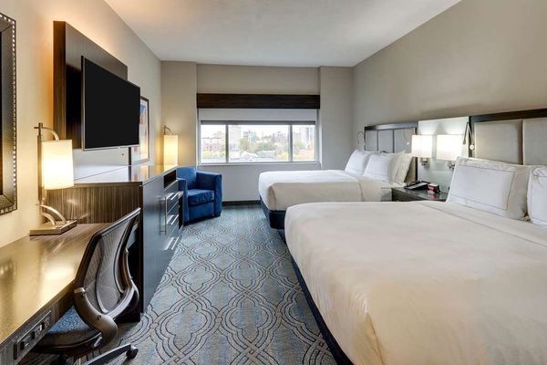 DoubleTree by Hilton St. Louis Forest Park by null