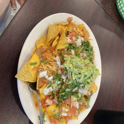 La Perla Tapatia - Chicken Nachos