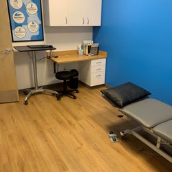 FYZICAL Therapy & Balance Centers - Camas - Treatment Room