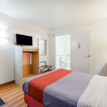 Motel 6 - single - Hotels Near Me - Kelso, Washington Motel 6 - single - Hotels Near Me - Kelso, Washington