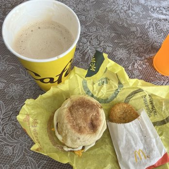 McDonald's - Burgers Near Me - Everett, Washington McDonald's - Burgers Near Me - Everett, Washington
