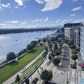 Witness Tree - Vancouver waterfront - Cocktail Bars Near Me - Vancouver, Washington Witness Tree - Vancouver waterfront - Cocktail Bars Near Me - Vancouver, Washington