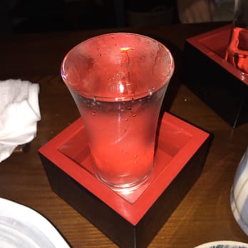 Akari - Overflowing sake - Japanese Near Me - Hong Kong, HK