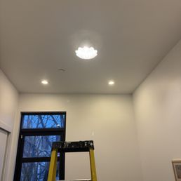 Light fixture