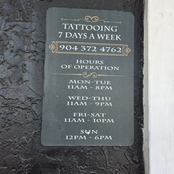 Black Label Tattoo & Piercing - Hours of operation.