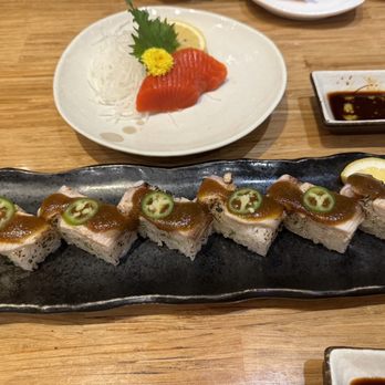 Raku Japanese Kitchen - Japanese Near Me - West Vancouver, British Columbia