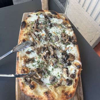 Rione XIII - Funghi pizza - Pizza Near Me - Seattle, Washington Rione XIII - Funghi pizza - Pizza Near Me - Seattle, Washington