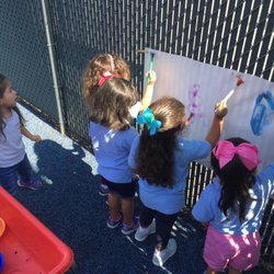 Little Hands On Learning - CHILDREN EXPERIENCING WITH COLORS