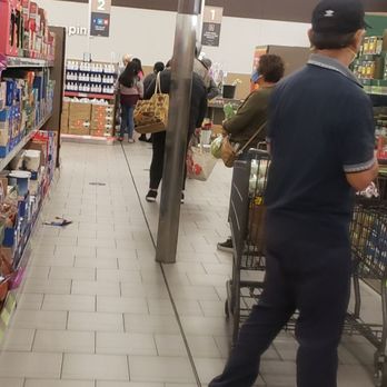ALDI - The line - Grocery Near Me - Garden Grove, California
