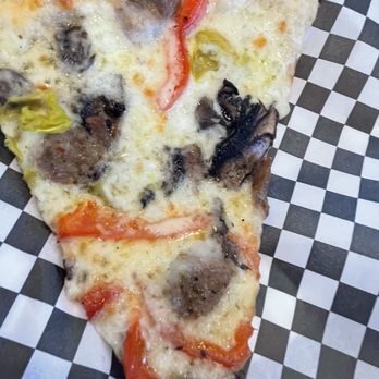 Johnny Radz - Sausage pizza with peppers - Pizza Near Me - Encinitas, California
