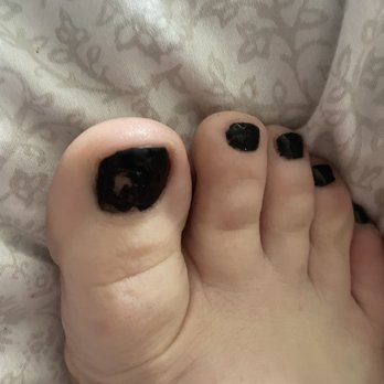 KN Nail Spa - Peeling $15 uncharged polish peeling two days later. - Nail Salons Near Me - Hurst, Texas