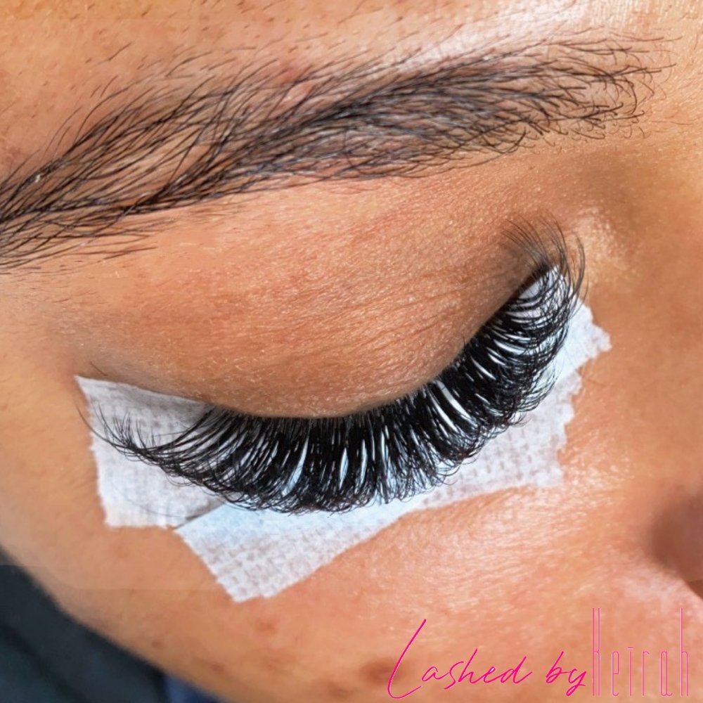 Lashed By Keirah Logo