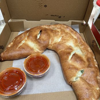 Downingtown Pizza - Spinach calzone , small! - Pizza Near Me - Downingtown, Pennsylvania