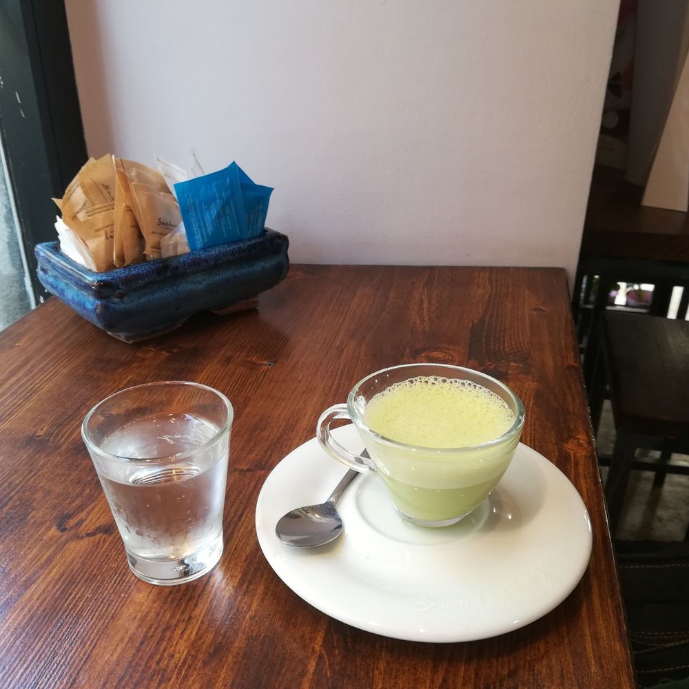 Freemadam - The Matcha made with a pod in an automatic machine. Didn't really taste like matcha but more like vanilla. Good regardless! - Cafes Near Me - Torino, TO