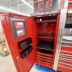 Harbor Freight Tools - Awesome lockable door with power receptacles