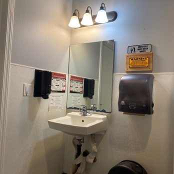 Chowder Bowl - Interior of Bathroom (singular, unisex) - Seafood Near Me - Newport, Oregon Chowder Bowl - Interior of Bathroom (singular, unisex) - Seafood Near Me - Newport, Oregon