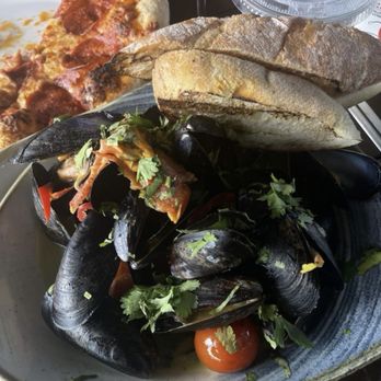 The Point - Mussels and pepperoni pizza - Salad Near Me - Washington, DC, District of Columbia