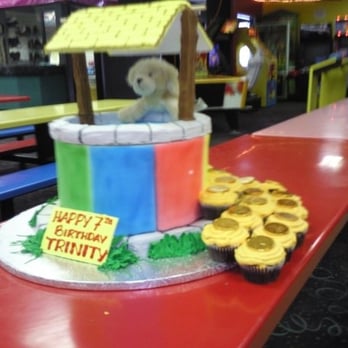 Gemmae Bake Shop - Another angle - Bakeries Near Me - Long Beach, California