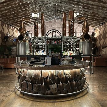 Calistoga Depot - Inside bar - Pizza Near Me - Calistoga, California
