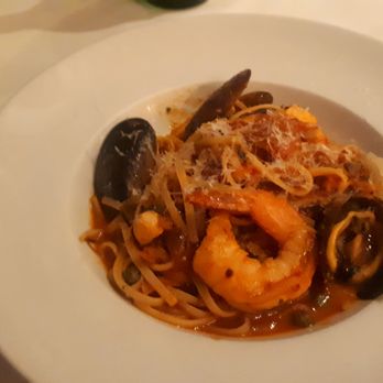Italian Kitchen - Seafood linguine - Italian Near Me - Vancouver, British Columbia Italian Kitchen - Seafood linguine - Italian Near Me - Vancouver, British Columbia