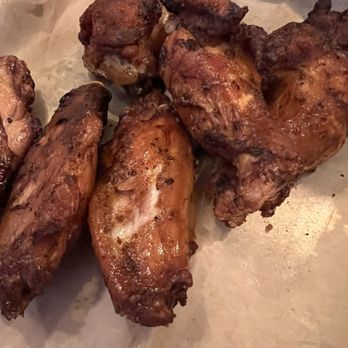 Smokehaus - Chicken wings - Smokehouse Near Me - Amherst, New Hampshire