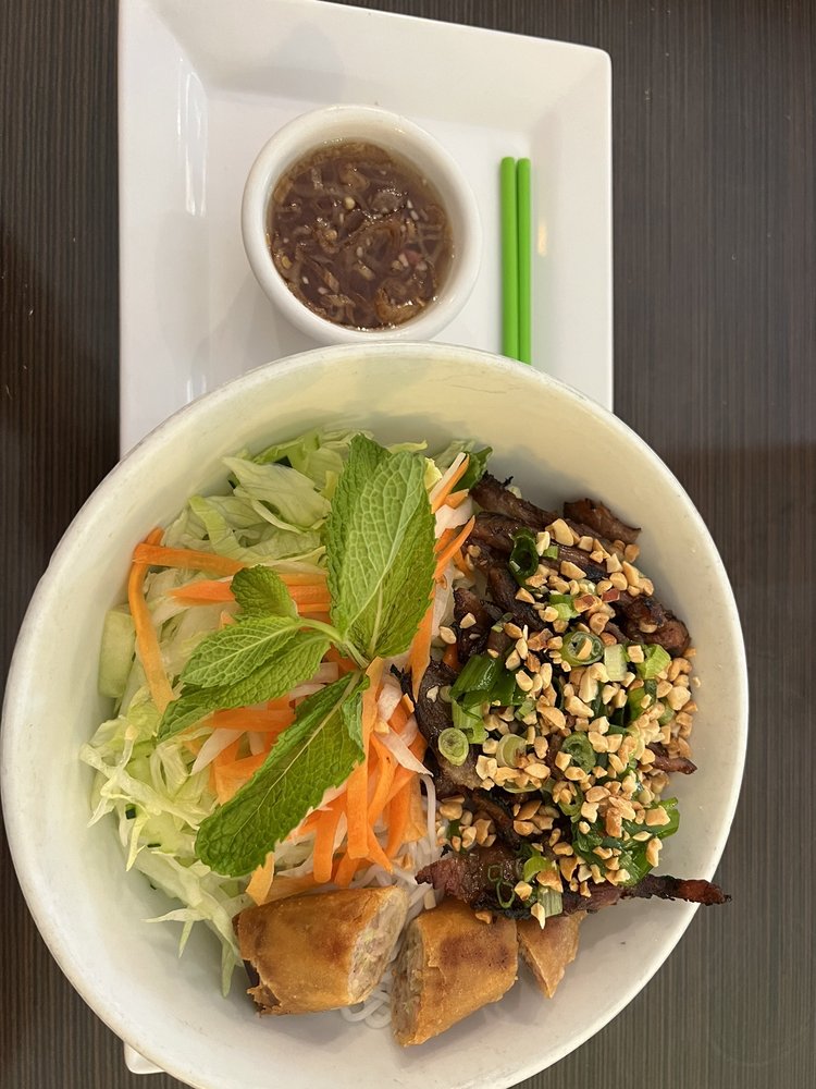 Sprout's Springroll & Pho