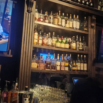 Malt & Mash Irish Pub - the bar - Irish Pub Near Me - Sacramento, California Malt & Mash Irish Pub - the bar - Irish Pub Near Me - Sacramento, California