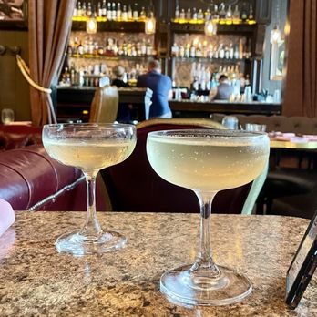 The Blind Pig - Champagne and Mimosa - Cocktail Bars Near Me - White Plains, New York The Blind Pig - Champagne and Mimosa - Cocktail Bars Near Me - White Plains, New York