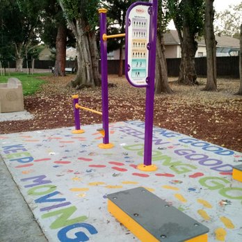 Washington Manor Park - Agility step block, pull up and push up bars. - Parks Near Me - San Leandro, California Washington Manor Park - Agility step block, pull up and push up bars. - Parks Near Me - San Leandro, California