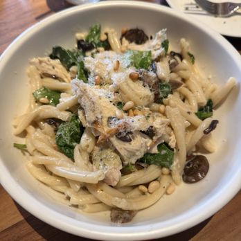 North Italia - Strozzapreti - Italian Near Me - Canoga Park, California North Italia - Strozzapreti - Italian Near Me - Canoga Park, California