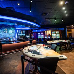 Steelhead Lounge - NEW! Table Games in the Steelhead Lounge