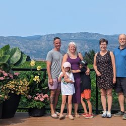 Unwined Tours - a family friendly wine tour in lake country