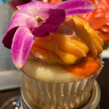 Kalani Kakes - "Endless Summer" (POG - I believe you can only find this flavor in cake form now) - Cupcakes Near Me