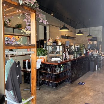 Egghead Cafe - Coffee & Tea Near Me - Honolulu, Hawaii
