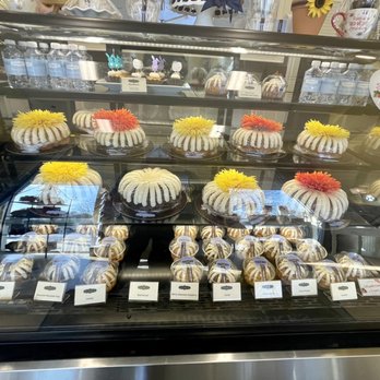 Nothing Bundt Cakes - Glass case with fresh cakes - Bakeries Near Me - Greensboro, North Carolina Nothing Bundt Cakes - Glass case with fresh cakes - Bakeries Near Me - Greensboro, North Carolina