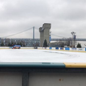 Blue Cross RiverRink - Skating Rinks Near Me - Philadelphia, Pennsylvania