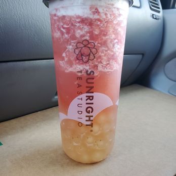 Sunright Tea Studio - Strawberry Jasmine Tea - Bubble Tea Near Me - Federal Way, Washington