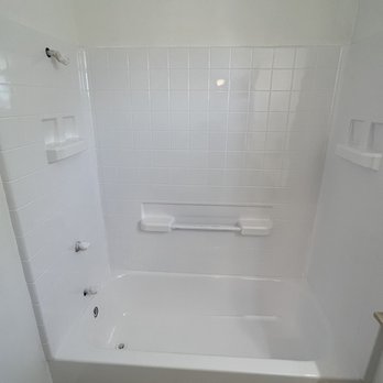 Kitchen And Bath Refinishing - Shower tub combo. Went from yellow and dingy to bright and upscale. - Refinishing Services Near Me - Panorama City, California Kitchen And Bath Refinishing - Shower tub combo. Went from yellow and dingy to bright and upscale. - Refinishing Services Near Me - Panorama City, California