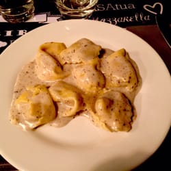 Mamaester - Tortelli ai porcini e salsa tartufata